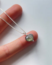 Load image into Gallery viewer, Labradorite faceted Heart (Sterling Silver)
