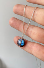 Load image into Gallery viewer, Labradorite Disc (Sterling Silver)
