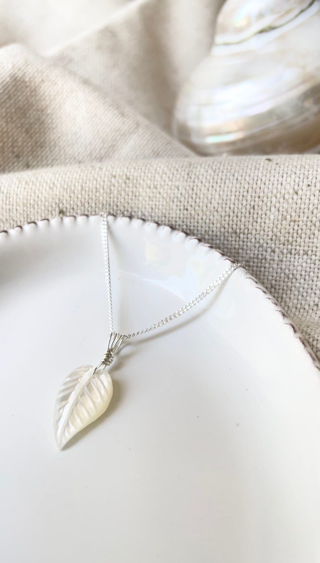 Mother of Pearl Leaf (Sterling Silver)