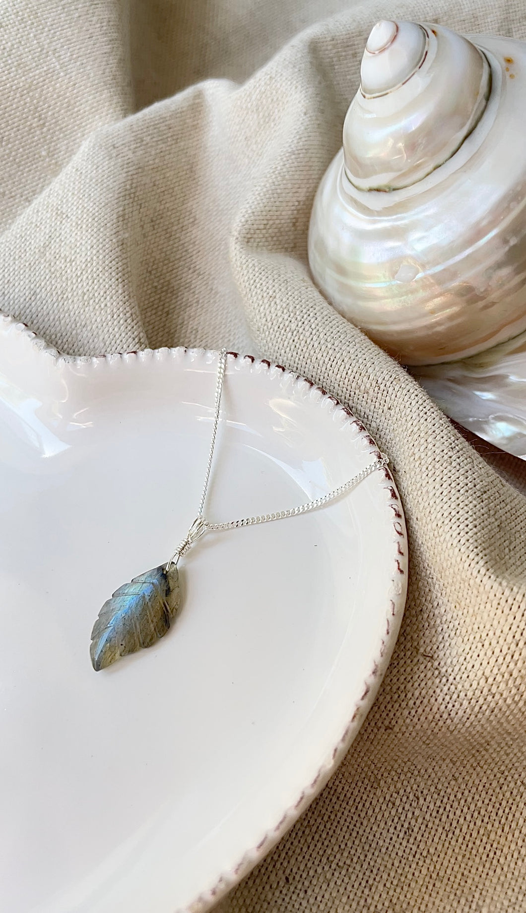 Labradorite Leaf (Sterling Silver)